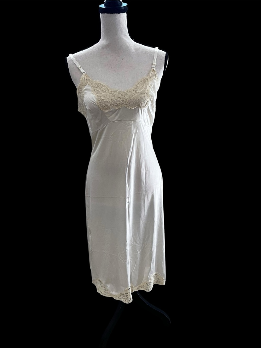 Classic Cream Lace-Trim Slip with Adjustable Straps Wonder Maid